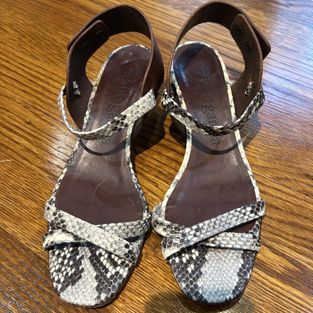 Pedro Garcia python sandals size 38.5